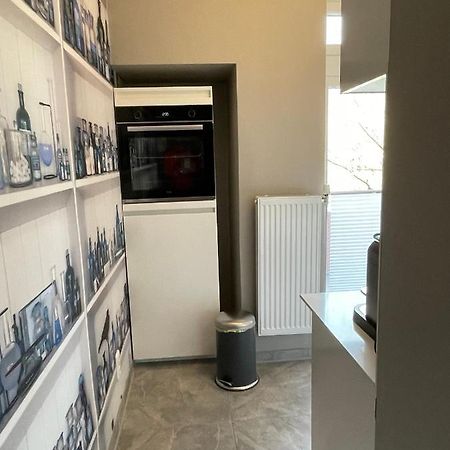 Altbaucharme Deluxe Mit Balkon In Zentraler Lage Apartment Кил Екстериор снимка