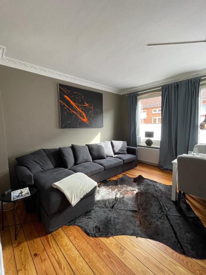 Altbaucharme Deluxe Mit Balkon In Zentraler Lage Apartment Кил Екстериор снимка